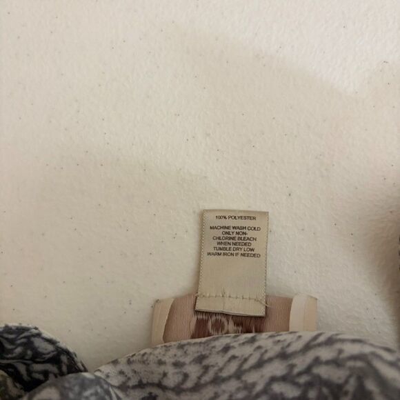 Loft Tank Top Women's Small V-Neck Sheer Lightweight Popover Shirt Printed - Picture 7 of 8